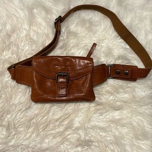Spikes and Sparrow leather crossbody waist purse bag